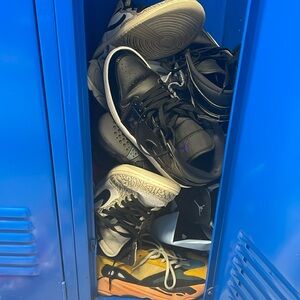 Selling a bunch of sneakers